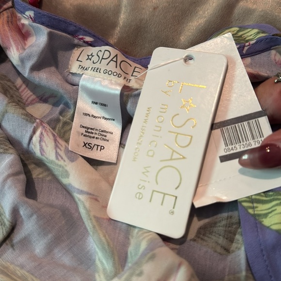 L*Space Floral Mini Dress – NWT Sunshine Fields Lost in Ibiza XS 125$ - Picture 9 of 10